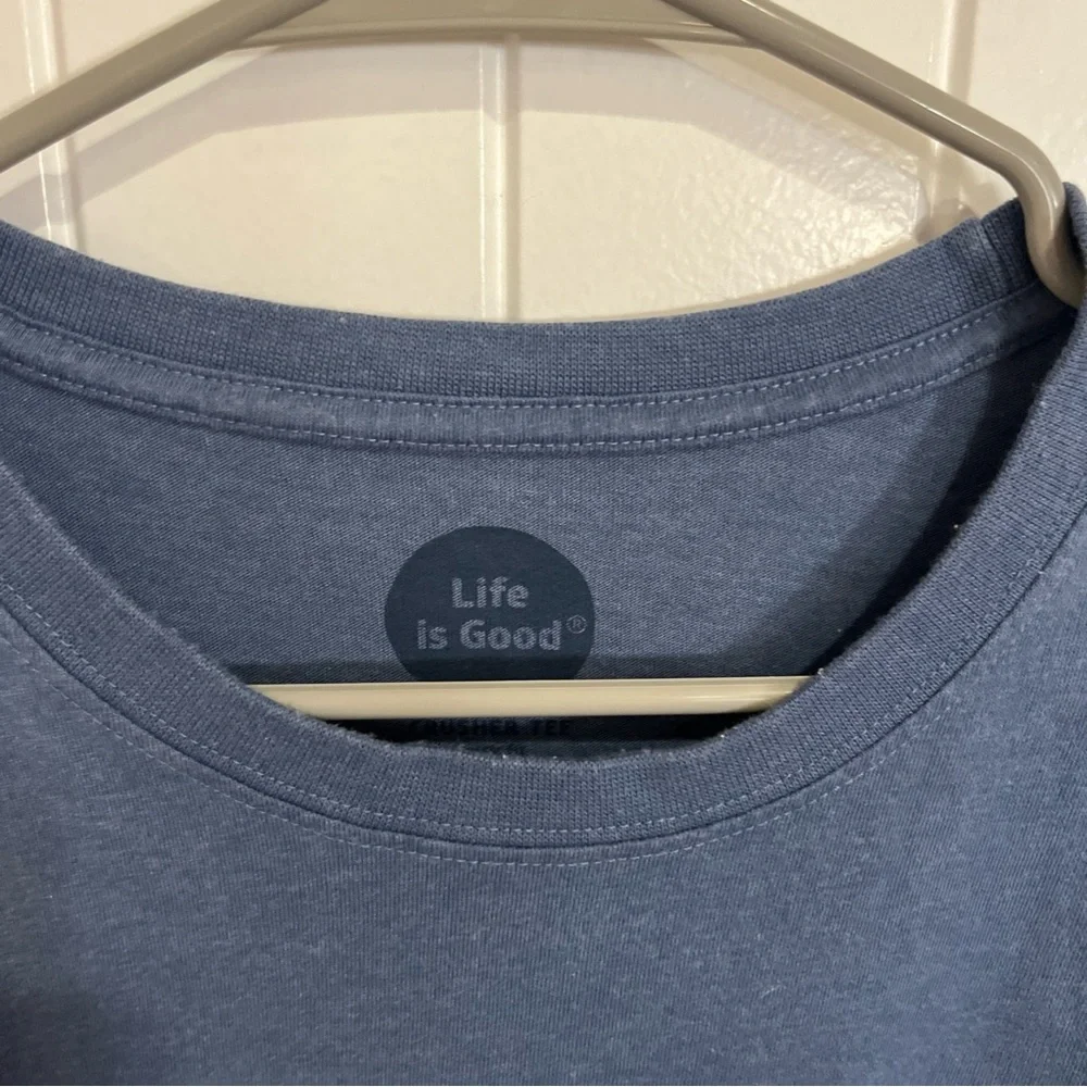 Life is Good Blue Women’s Long Sleeve Shirt Size M Land That I Love EUC - Picture 4 of 8